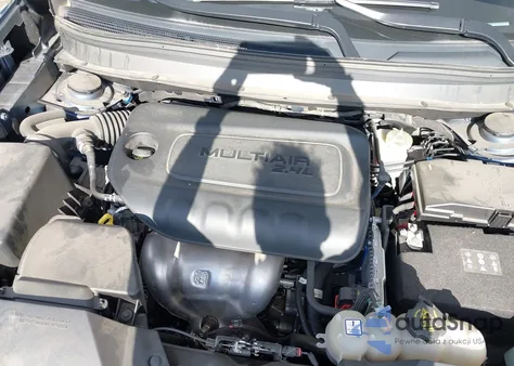 2019 Jeep Cherokee Latitude Plus 4X4 from USA, damaged, VIN 1C4PJMLB8KD465816